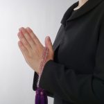 Amazonで揃う！きちんと見えて上品に決まる30・40代レディース喪服おすすめ5選